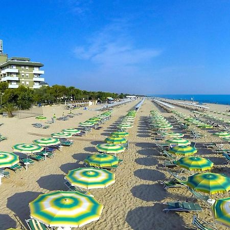 Hotel Smeraldo Giulianova Eksteriør billede