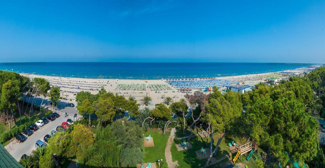 Hotel Smeraldo Giulianova Eksteriør billede