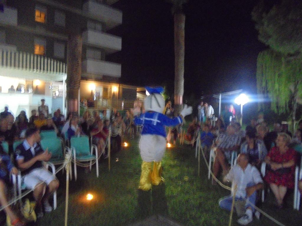 Hotel Smeraldo Giulianova Eksteriør billede