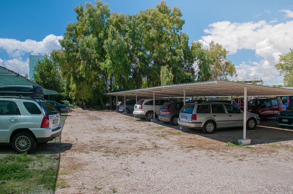 Hotel Smeraldo Giulianova Eksteriør billede